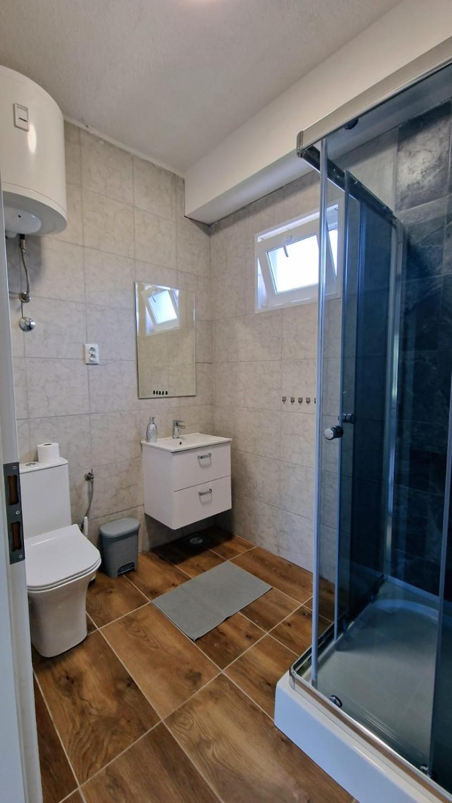 Apartman Lena Tusilovic Bagian luar foto
